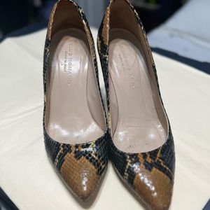 Club Monaco Womens Snake Print Leather Heels Size 7.